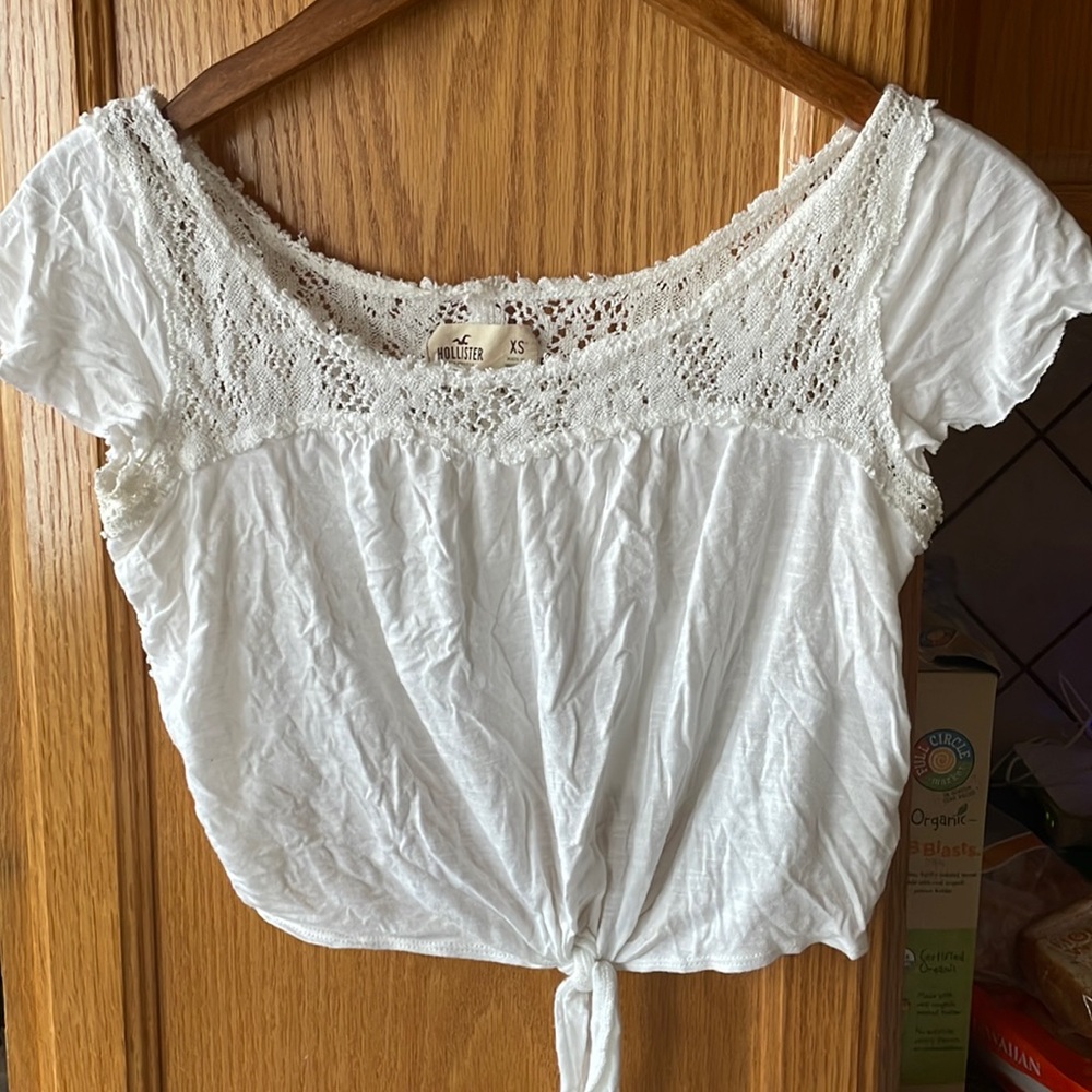 Hollister tie front crop top